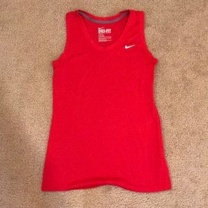 Nike workout tank top